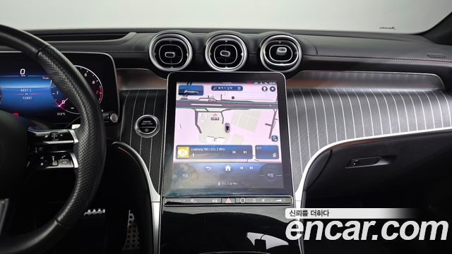 Mercedes-Benz GLC-Class GLC300 4MATIC AMG Line