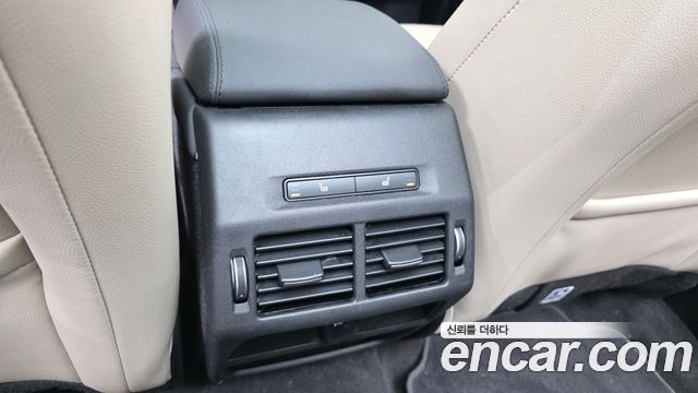 Land Rover Discovery Sport P250 S