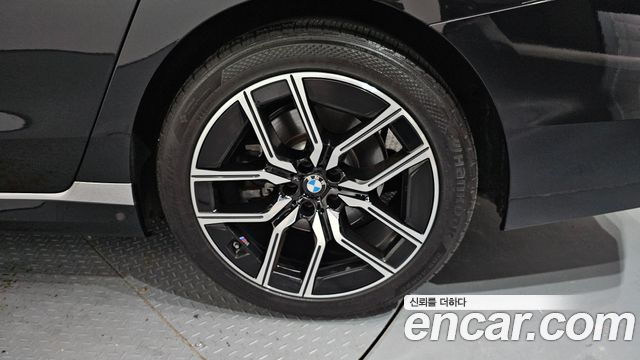 BMW 7-Series 740d xDrive M Sport