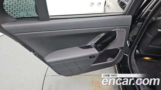BMW 7-Series 740d xDrive M Sport