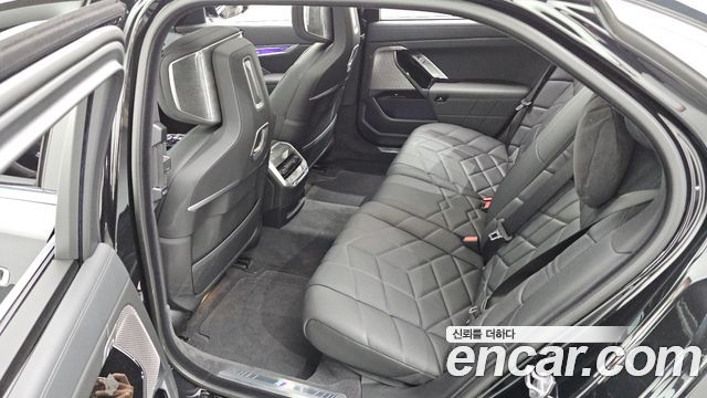 BMW 7-Series 740d xDrive M Sport