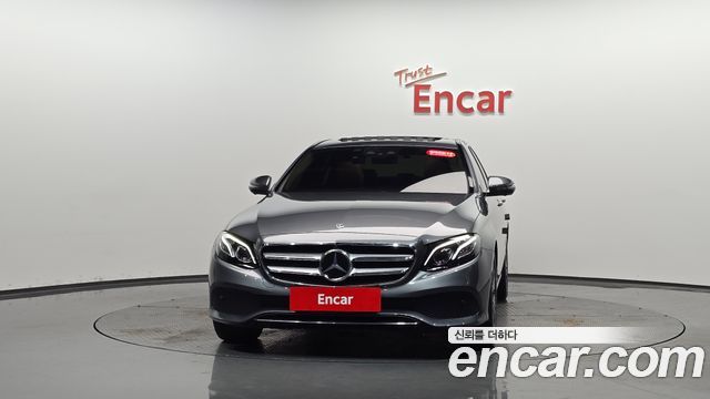 Mercedes-Benz E-Class E300 Avantgarde