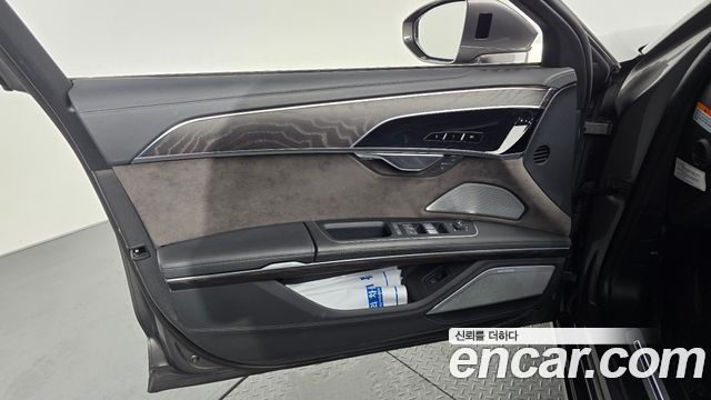 Audi A8 60 TFSI Quattro LWB