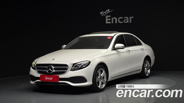 Mercedes-Benz E-Class E220d 4MATIC Avantgarde