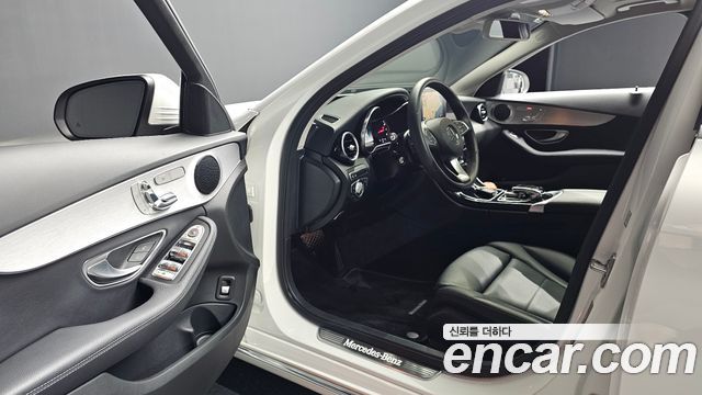 Mercedes-Benz C-Class C200 Avantgarde