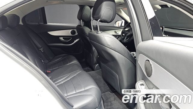 Mercedes-Benz C-Class C200 Avantgarde