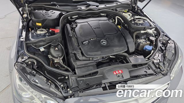 Mercedes-Benz E-Class E300 4MATIC Avantgarde