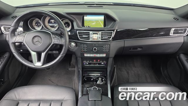 Mercedes-Benz E-Class E300 4MATIC Avantgarde