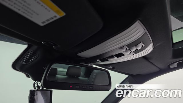 Mercedes-Benz E-Class E300 4MATIC Avantgarde