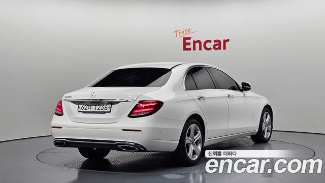 Mercedes-Benz E-Class E220d Avantgarde
