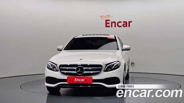 Mercedes-Benz E-Class E220d Avantgarde
