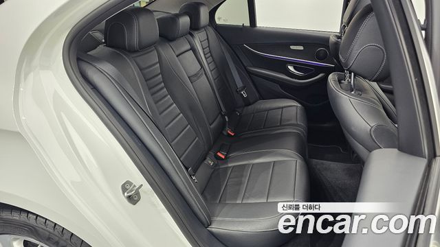 Mercedes-Benz E-Class E220d Avantgarde