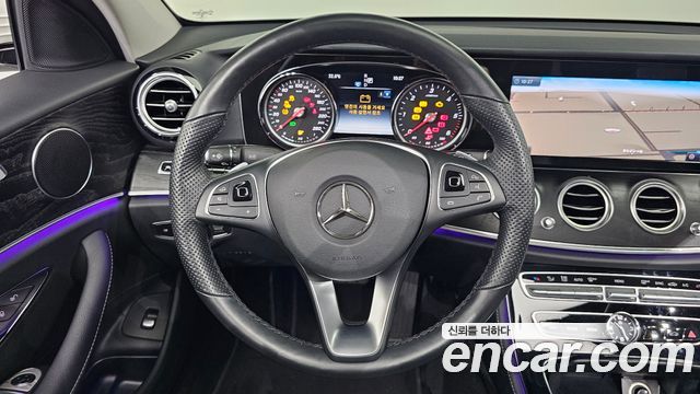 Mercedes-Benz E-Class E220d Avantgarde