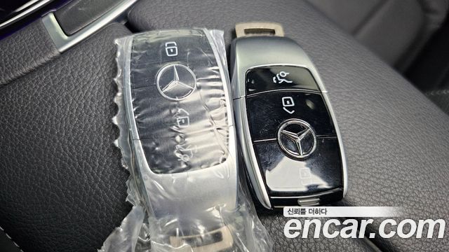 Mercedes-Benz E-Class E220d Avantgarde