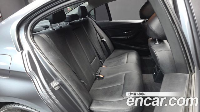 BMW 3-Series 320d