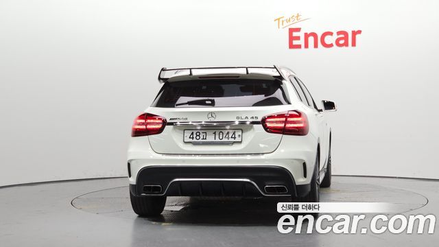 Mercedes-Benz GLA-Class GLA45 AMG 4MATIC