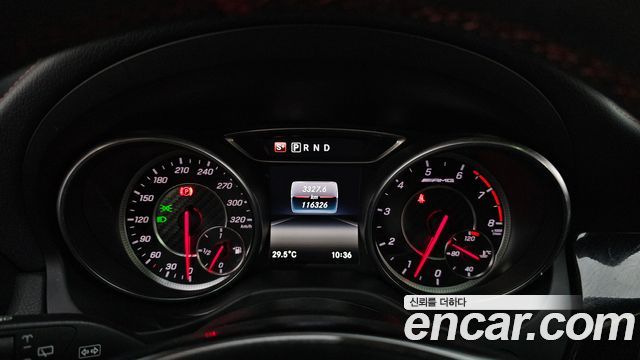 Mercedes-Benz GLA-Class GLA45 AMG 4MATIC