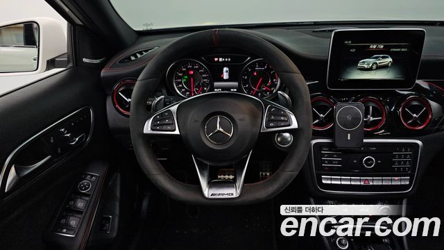 Mercedes-Benz GLA-Class GLA45 AMG 4MATIC