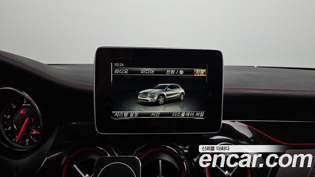 Mercedes-Benz GLA-Class GLA45 AMG 4MATIC