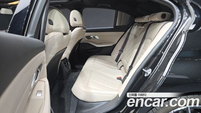 BMW 3-Series M340i Pro