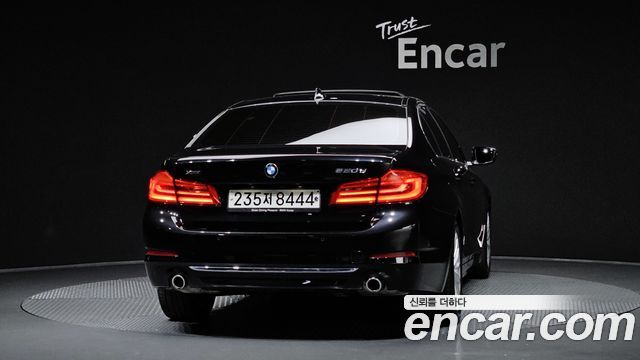 BMW 5-Series 520d Luxury Plus