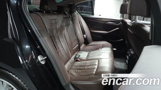 BMW 5-Series 520d Luxury Plus