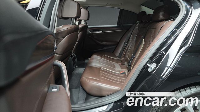 BMW 5-Series 520d Luxury Plus