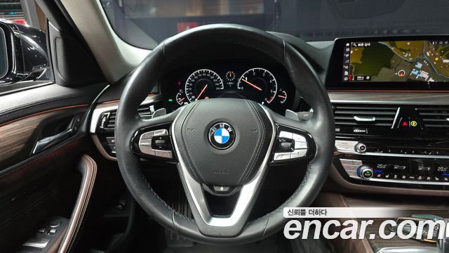 BMW 5-Series 520d Luxury Plus