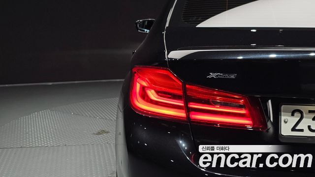 BMW 5-Series 520d Luxury Plus