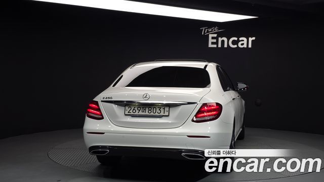 Mercedes-Benz E-Class E250 Avantgarde