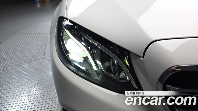Mercedes-Benz E-Class E250 Avantgarde