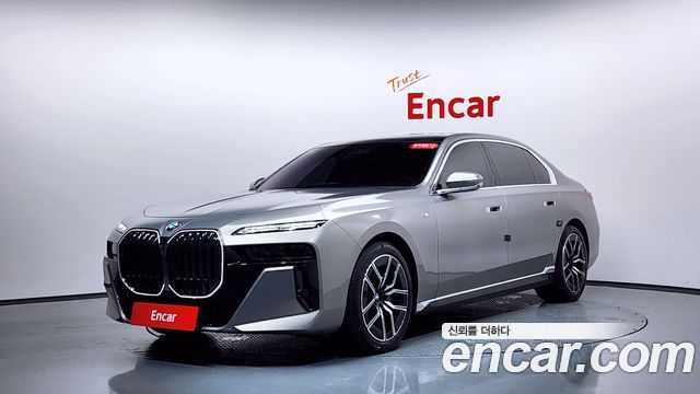 BMW 7-Series 740i xDrive M Sport