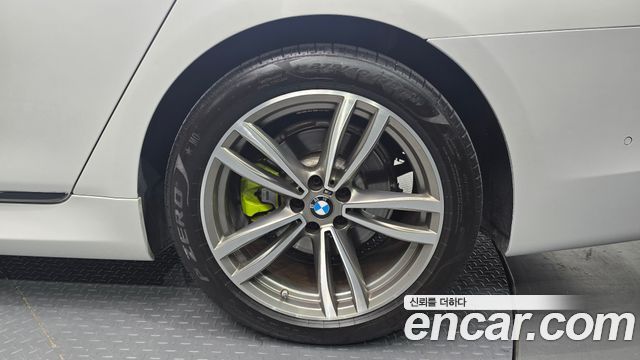 BMW 7-Series 730Ld xDrive M Sport