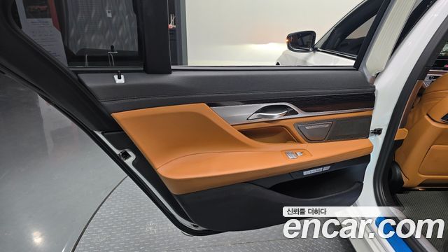 BMW 7-Series 730Ld xDrive M Sport