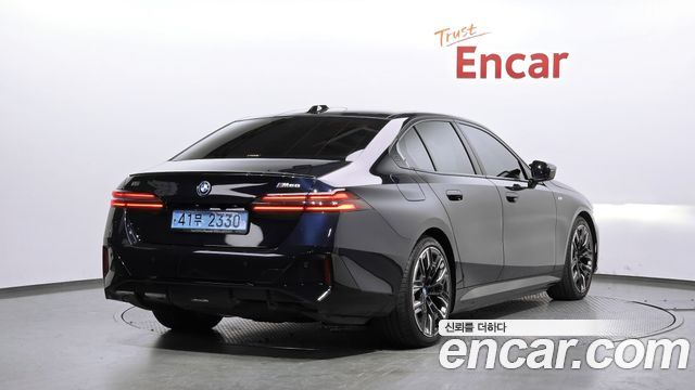 BMW i5 M60 xDrive