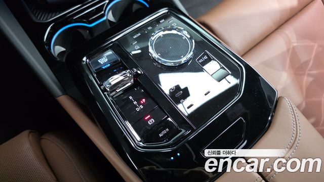 BMW i5 M60 xDrive