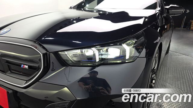 BMW i5 M60 xDrive