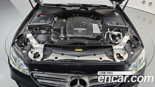 Mercedes-Benz E-Class E300 AMG Line