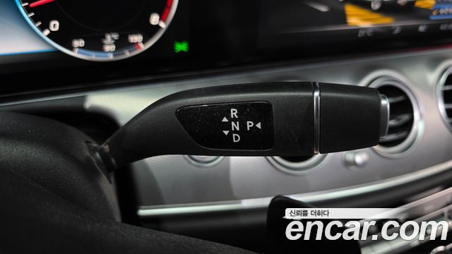 Mercedes-Benz E-Class E300 AMG Line