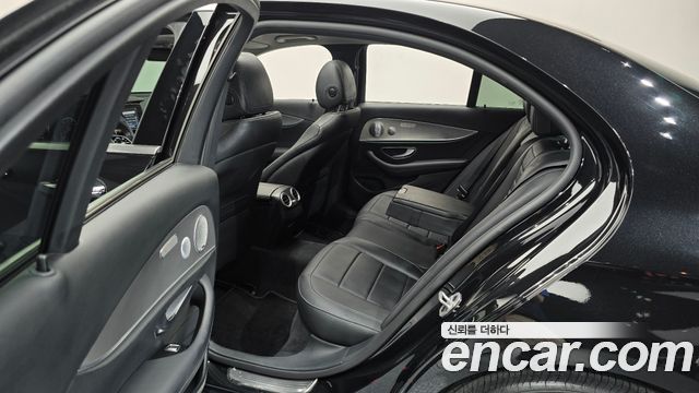 Mercedes-Benz E-Class E300 AMG Line
