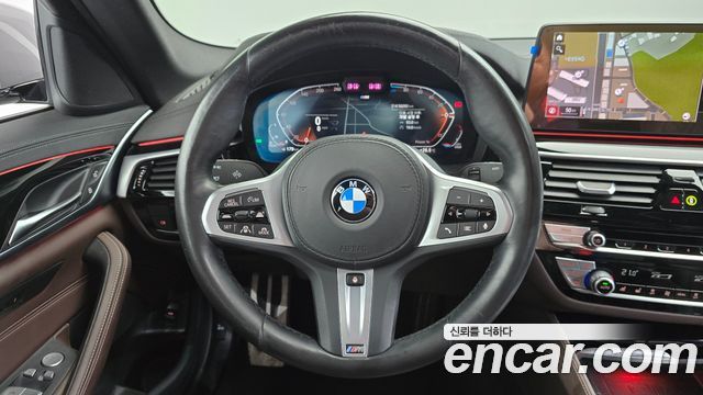 BMW 5-Series 523d M Sport