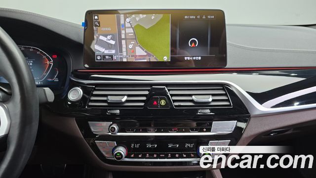 BMW 5-Series 523d M Sport