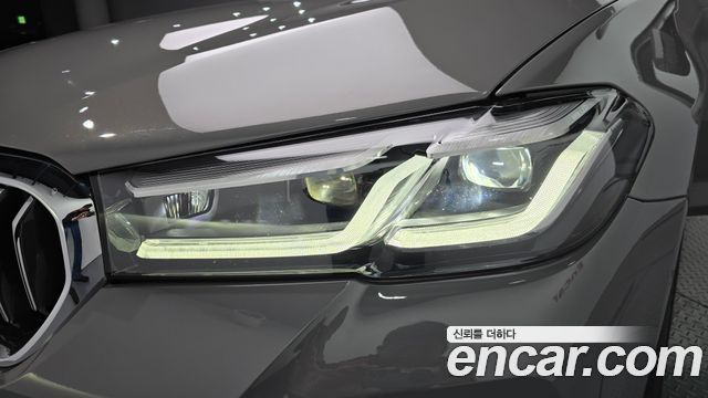 BMW 5-Series 523d M Sport