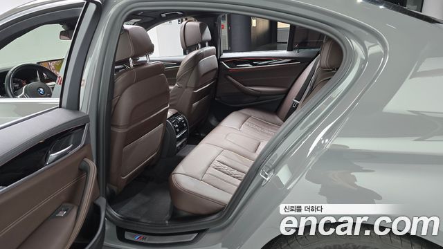 BMW 5-Series 523d M Sport