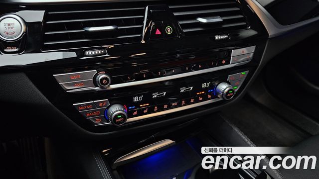 BMW 5-Series 530i xDrive Luxury Plus