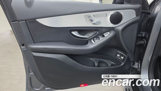 Mercedes-Benz GLC-Class GLC350e 4MATIC Premium