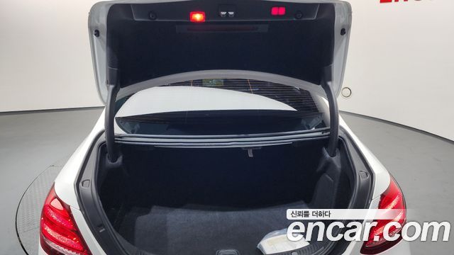 Mercedes-Benz E-Class E300 AMG Line