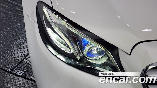 Mercedes-Benz E-Class E300 AMG Line
