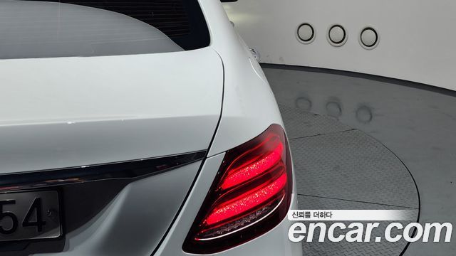 Mercedes-Benz E-Class E300 AMG Line