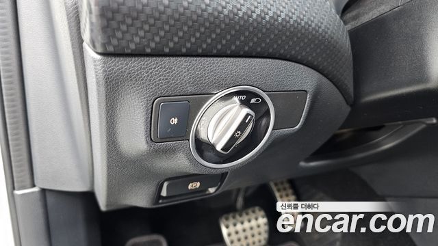 Mercedes-Benz A-Class A200 AMG Line